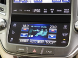 使いやすさや安全性を追求したステアリング周り!高級車ゆえにスイッチ類が多いのも特徴ですね!考え尽くされた配置ですぐに使いこなす事が出来ますのでご安心下さい!是非、体感してみて下さい!!