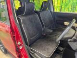 運転席シート廻りは使用感も少なく、良好な状態となっています。丁寧に使われていたことがよくわかりますね。