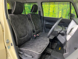 運転席シート廻りは使用感も少なく、良好な状態となっています。丁寧に使われていたことがよくわかりますね。