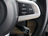 『1台』のお車に対して、3名体制で日々議論を重ね仕入れを行っております。