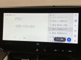 いまや必須装備「ナビゲーション」搭載!知らない場所に、スイスイッとドライブ。なんて便利な機能でしょうか?もう、これなしではハンドルを握れませんね!でも、運転中の操作は危険ですのでご注意ですね♪