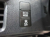 トラクションコントロールとは、すべりやすい路面での発進時や加速時にタイヤの空転を抑え、駆動力確保に貢献する機能です。詳細は販売店スタッフまでおたずねください。