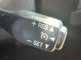【レーダークルーズコントロール】高速道路での長距離走行が楽に!!自動で速度を保つクルーズコントロールが、衝突軽減システムと連携し、前方の車両を感知して車間を保つように速度調節してくれます!!