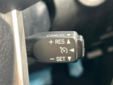 【クルーズコントロール】高速道路もラクラク走行。アクセルを離しても一定速度で走行ができ、長距離運転時の負担を軽減!加速・減速も簡単なスイッチ操作で調整できます。