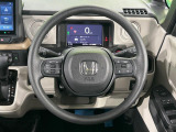 【ステアリングスイッチ】運転中、前方から目線をそらすことなく、オーディオ等の操作が可能な便利機能!安心&快適なドライブを演出してくれます♪