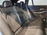 【エアバック】BMWのエアバックやその他の安全装備は、互いに補完しあう事で徹底した安全性を貫きます。万一の事故の際にそれぞれ最適な保護を提供してくれます!