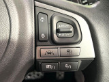 【全車速追従機能付クルーズコントロール】高速道路での長距離走行が楽に!!自動で速度を保つクルーズコントロールが、衝突軽減システムと連携し、前方の車両を感知して車間を保つように速度調節してくれます!!