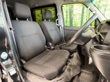運転席シート廻りは使用感も少なく、良好な状態となっています。丁寧に使われていたことがよくわかりますね。