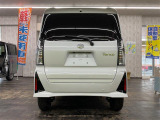 【毎日続々入庫中】新鮮な入庫したての車両が毎月約150台入庫します!新鮮な車両だから、価格に自信あります!仕入先が不明なお車は取り扱いません!「イイ車!イイ条件!イイ価格!」でご提供させていただきます