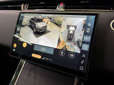 【3Dサラウンドカメラ】車両周辺360度の状況を立体的に表示するシステムで、駐車や狭い場所での運転、オフロード走行時に非常に役立ちます。