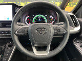 【純正革巻きステアリング】上質な革を使用することで、手にしっかり馴染みとても運転しやすいハンドルです♪