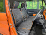 運転席シート廻りは使用感も少なく、良好な状態となっています。丁寧に使われていたことがよくわかりますね。