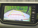 【バックカメラ】駐車時に後方がリアルタイム映像で確認できます。大型商業施設や立体駐車場での駐車時や、夜間のバック時に大活躍!運転スキルに関わらず、今や必須となった装備のひとつです!