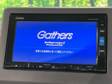 【純正ナビ】人気の純正ナビを装備。オーディオ機能も充実しており、Bluetooth接続すればお持ちのスマホやMP3プレイヤーの音楽を再生可能!毎日の運転がさらに楽しくなります!!
