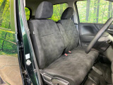 運転席シート廻りは使用感も少なく、良好な状態となっています。丁寧に使われていたことがよくわかりますね。