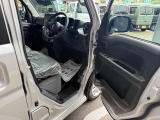 車によってはストックヤードに置いていることもありますので、ご来店の前に事前にご連絡いただけますと幸いです。