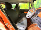 運転席シート廻りは使用感も少なく、良好な状態となっています。丁寧に使われていたことがよくわかりますね。