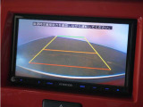 ◆バックカメラ◆リバースにするだけで映ります、後方の安全確認や、狭い駐車場での車庫入れ、雨の日や夜間など視界の悪い時に便利です!安全にバックする為には欠かせない装備です。