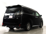 当店では、厳選された車両のみ展示しております。アルファード・ヴェルファイアに特化した専門店ならではの豊富な在庫の中から、お気に入りの一台をお探しください!