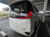 お車の見学に疲れたときは、併設のカフェでちょっと一息。。。ワンちゃんと一緒に、当店の挽きたてコーヒーをお召し上がりください。