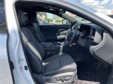 フロントシート(運転席電動シート)