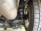 お車を安心してお乗りいただく為には、足回りの定期点検が欠かせません。サービスサポート(有償保証)では無料点検もご提供しており、安心のカーライフをお過ごしいただけるサポート体制が整っています。