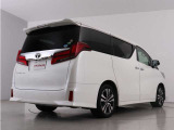 当店では、厳選された車両のみ展示しております。アルファード・ヴェルファイアに特化した専門店ならではの豊富な在庫の中から、お気に入りの一台をお探しください!