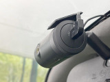 【ドライブレコーダー】ドライブレコーダー装備!走行中はもちろん、あおり運転や事故に遭遇した際、映像で記録し、万一のリスクに備えます。※記録用SDカードはお客様ご自身でご準備いただく必要があります。