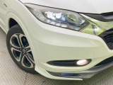 【LEDヘッド+フォグ】悪天候や夜間走行時も良好な視界を確保し安心して運転できる高輝度LEDヘッドライトを装備!点灯速度が早く、消費電力も抑えられています。