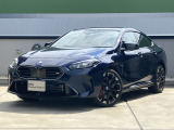 【BMWの伝統】BMWのお車は、&ldquo;駆け抜ける歓び&rdquo;を意識し、走行の安定性とコーナリングの良さを追求し、思い通りにハンドルの操作可能です。
