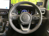 【ステアリングスイッチ】運転中、前方から目線をそらすことなく、オーディオ等の操作が可能な便利機能!安心&快適なドライブを演出してくれます♪