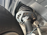 お車を安心してお乗りいただく為には、足回りの定期点検が欠かせません。サービスサポート(有償保証)では無料点検もご提供しており、安心のカーライフをお過ごしいただけるサポート体制が整っています。