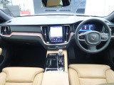 V60 ウルトラ T6  AWD プラグインハイブリッド 4WD 