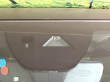 【i-ACTIVESENSE】走行中に前方の車両等を認識し、衝突しそうな時は警報とブレーキで衝突回避と被害軽減をアシスト。より安全にドライブをお楽しみいただけます。