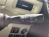 【オートライト(AUTO)】外の明るさをシステムが感知して、自動でヘッドライトが点灯します!ヘッドライトをつけ忘れを防ぐ便利機能です。
