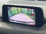 【バックカメラ】駐車時に後方がリアルタイム映像で確認できます。大型商業施設や立体駐車場での駐車時や、夜間のバック時に大活躍!運転スキルに関わらず、今や必須となった装備のひとつです!