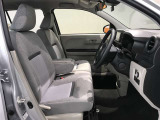 見通しのよいすっきりとした視界で、誰でも運転しやすいです。運転のしやすさは疲れにくさにも繋がりますよ♪