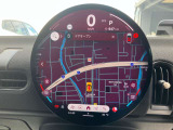 『運転』に対するBMWのこだわりはメーターパネルにも表れております。視野性の良いメーターパネルは疲労感の軽減と、運転の楽しさをもたらしてくれます。