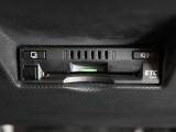 ETC車載器付きです。高速道路の料金所もスムーズに通過できます。
