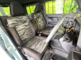 運転席シート廻りは使用感も少なく、良好な状態となっています。丁寧に使われていたことがよくわかりますね。