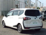 選ぶならトヨタカローラ新潟の安心中古車♪豊富な品揃えと、豊富な商品知識を備えたスタッフで皆様のご来店をお待ちしております♪