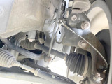 お車を安心してお乗りいただく為には、足回りの定期点検が欠かせません。サービスサポート(有償保証)では無料点検もご提供しており、安心のカーライフをお過ごしいただけるサポート体制が整っています。