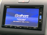 【純正ナビ】人気の純正ナビを装備。オーディオ機能も充実しており、Bluetooth接続すればお持ちのスマホやMP3プレイヤーの音楽を再生可能!毎日の運転がさらに楽しくなります!!