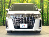 弊社では、全車『修復歴なし』のお車のみ取り扱っております。専任バイヤーによる厳選した仕入れの後、入庫後の車両チェックを行い、ネクステージが認定した高品質な中古車をご提供しております。