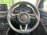 【純正革巻きステアリング】上質な革を使用することで、手にしっかり馴染みとても運転しやすいハンドルです♪