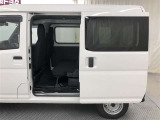 トヨタ自慢の&ldquo;まごとクリーニング&rdquo;を施工済!ボディーはもちろん、タイヤ・ホイールまで、ピッカピカ☆♪比べてください、自信があります!)