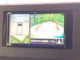【アラウンドビューモニター】専用のカメラにより、上から見下ろしたような視点で360度クルマの周囲を確認することができます☆死角部分も確認しやすく、狭い場所での切り返しや駐車もスムーズに行えます。
