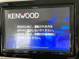 【ナビゲーション】目的地までしっかり案内してくれる使いやすいナビ。Bluetooth接続すればお持ちのスマホやMP3プレイヤーの音楽を再生可能!毎日の運転がさらに楽しくなります!!