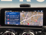 ●純正ナビ:一体感のあるナビは、高級感ある車内を演出してくれます。オーディオ機能も充実しておりますので、運転もより楽しめます♪
