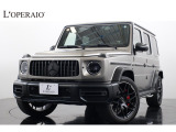 限定300台・左ハンドル仕様の特別モデルである「AMG G63 20thアニバーサリーエディション」が入庫いたしました。専用ボディカラー「マグノマンガナイトグレー」を纏っております。